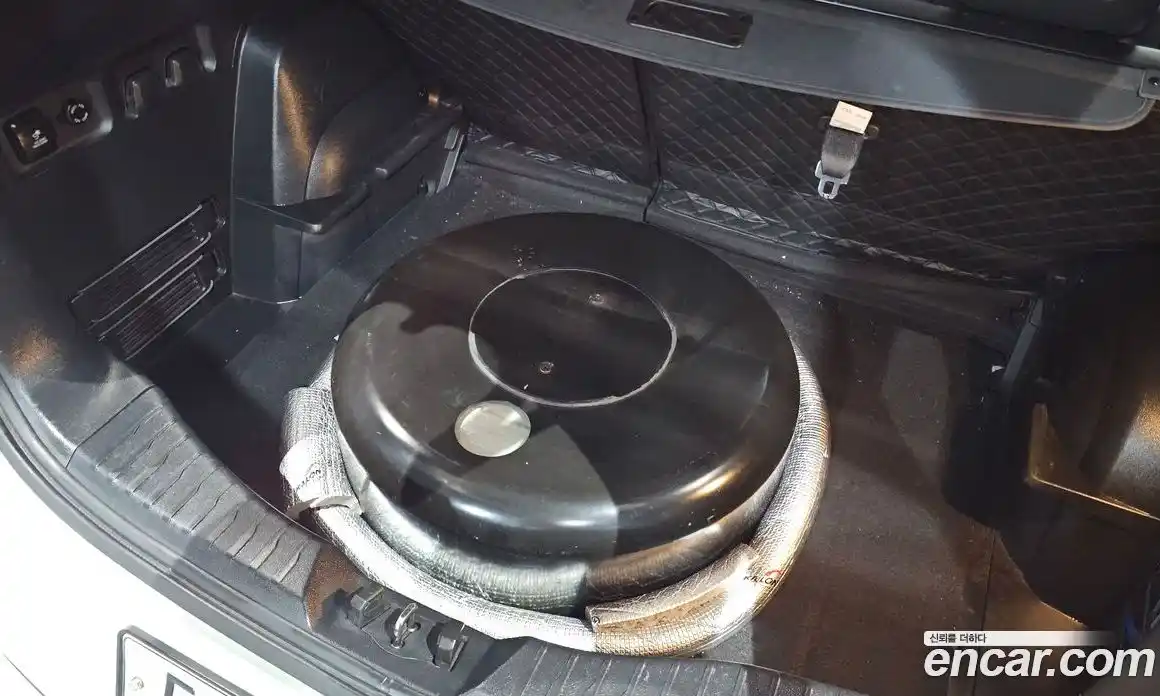 SsangYong TIBOLI 2019 1.6 Автомат в Москве № 526786, фото 17