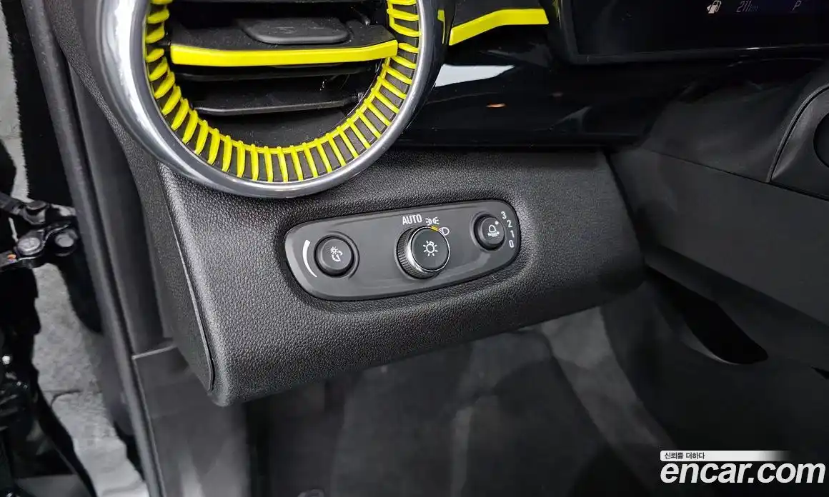 Chevrolet Trax 2025 1.2 Автомат в Москве № 527444, фото 19