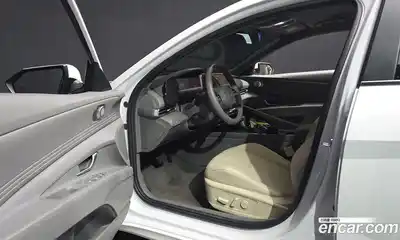 Hyundai Avante 2025 1.6 Автомат в Москве № 529398, миниатюра 10