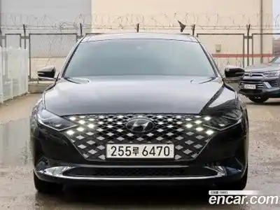 Hyundai Grandeur 2023 2.5 Автомат в Москве № 529980, миниатюра 2