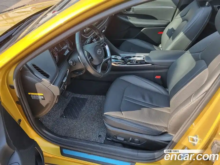 Hyundai Sonata 2020 2.0 Автомат в Москве № 531074, фото 8