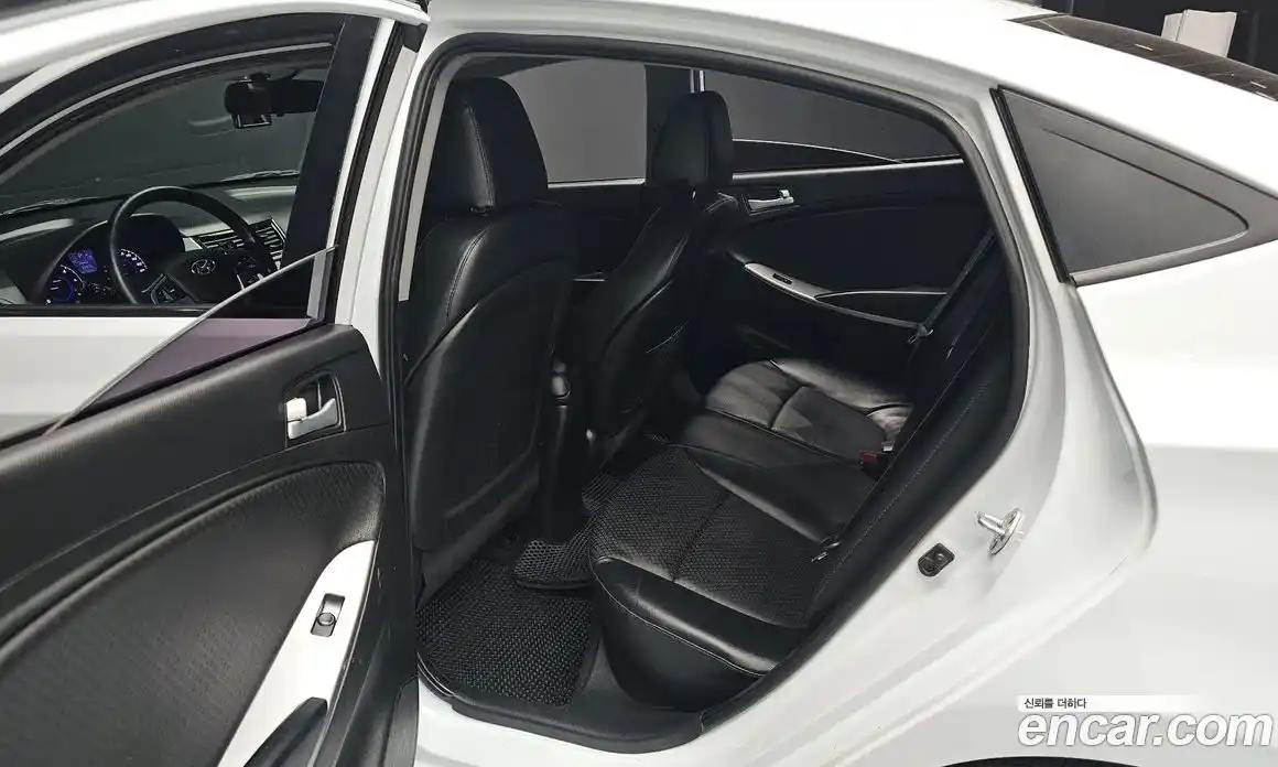 Hyundai Accent 2017 1.6 Автомат в Москве № 531239, фото 12