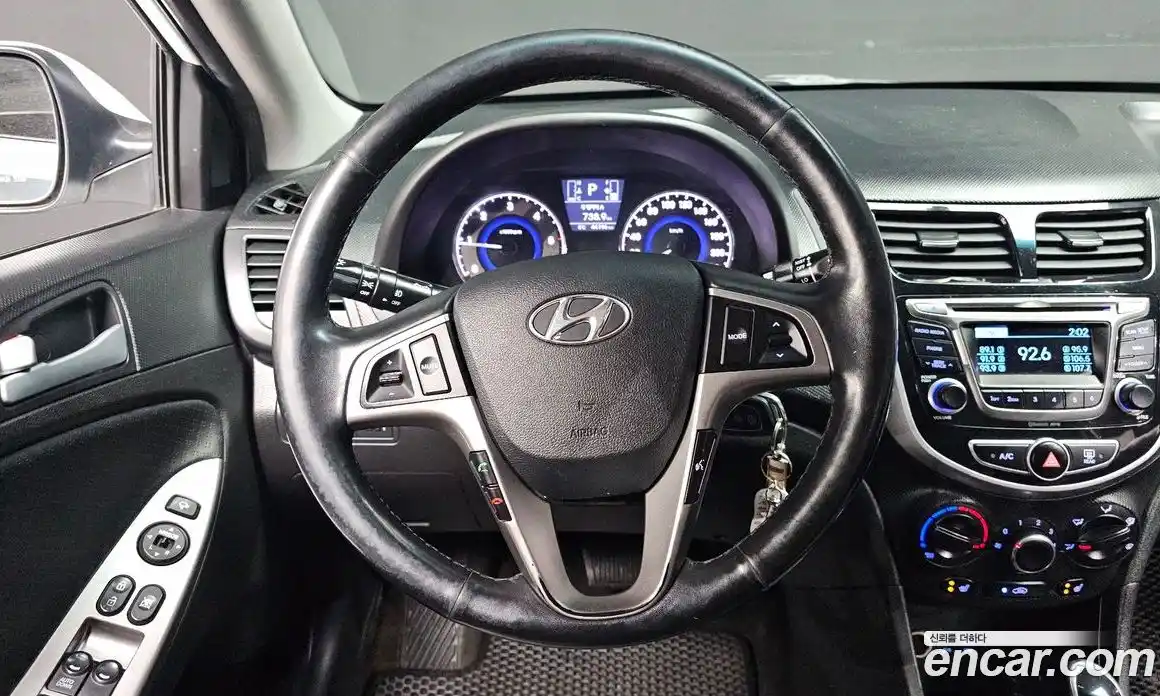 Hyundai Accent 2017 1.6 Автомат в Москве № 531239, фото 13