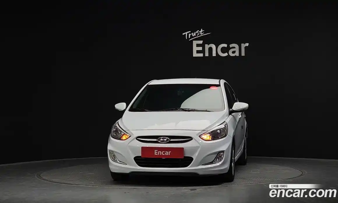 Hyundai Accent 2017 1.6 Автомат в Москве № 531239, фото 3