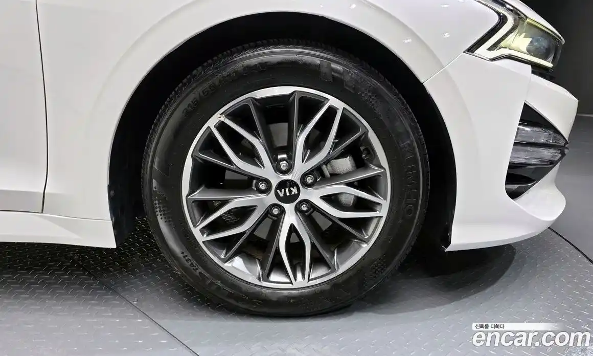 Kia K5 2020 2.0 Автомат в Москве № 532349, фото 4