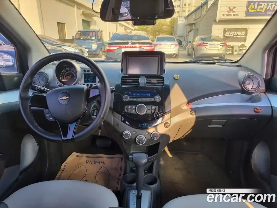 Chevrolet Spark 2012 1.0 Автомат в Москве № 533092, фото 16