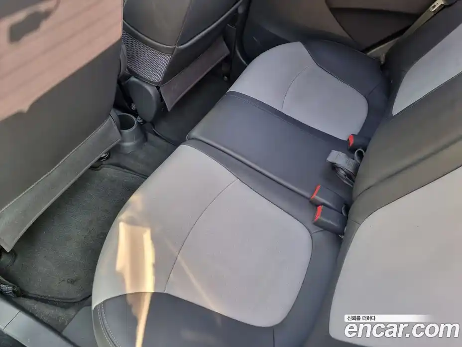 Chevrolet Spark 2012 1.0 Автомат в Москве № 533092, фото 17