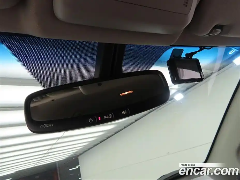 Chevrolet Captiva 2014 2.0 Автомат в Москве № 533138, фото 16