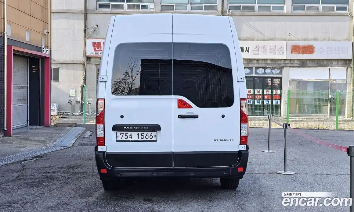 Renault Master 2021 2.3 Механическая в Москве № 533618, фото 4