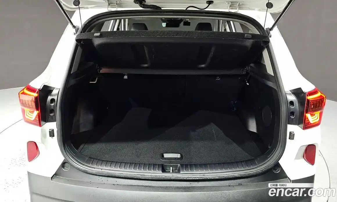 Kia Seltos 2023 1.6 Автомат в Москве № 534892, фото 20