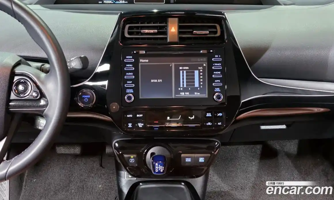 Toyota Prius 2019 1.8 Автомат в Москве № 536341, фото 13