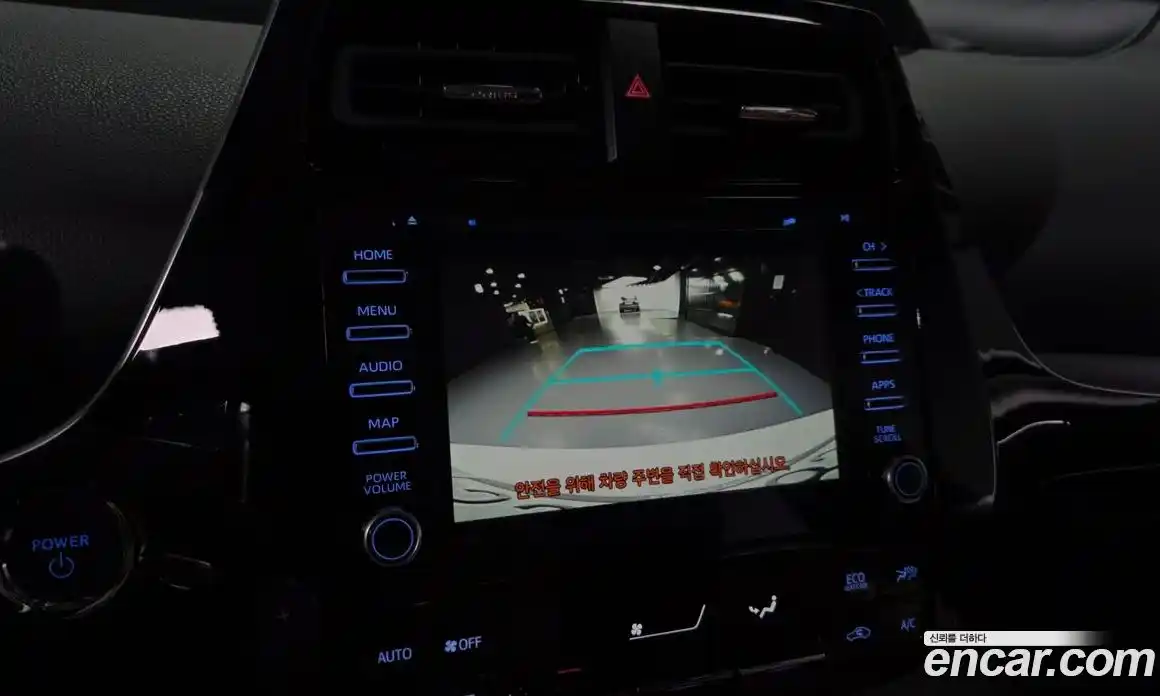 Toyota Prius 2019 1.8 Автомат в Москве № 536341, фото 14