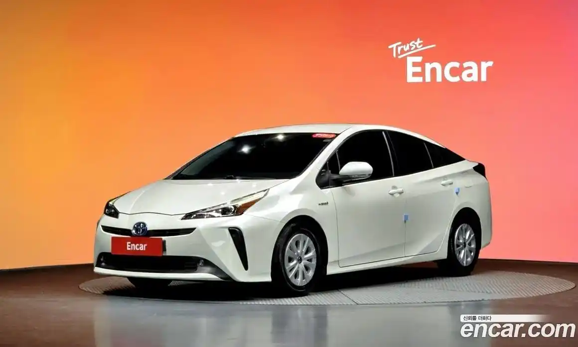 Toyota Prius 2019 1.8 Автомат в Москве № 536341, фото 20