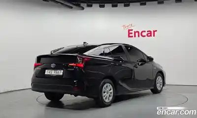 Toyota Prius 2019 1.8 Автомат в Москве № 536502, миниатюра 2