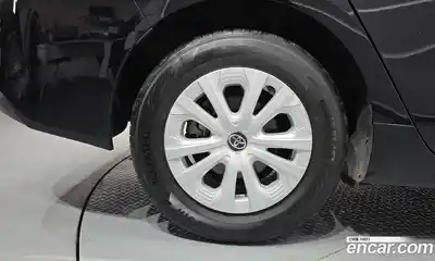 Toyota Prius 2019 1.8 Автомат в Москве № 536502, миниатюра 5