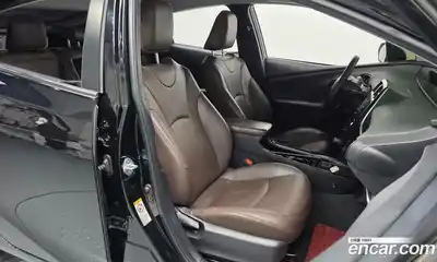 Toyota Prius 2019 1.8 Автомат в Москве № 536502, миниатюра 10