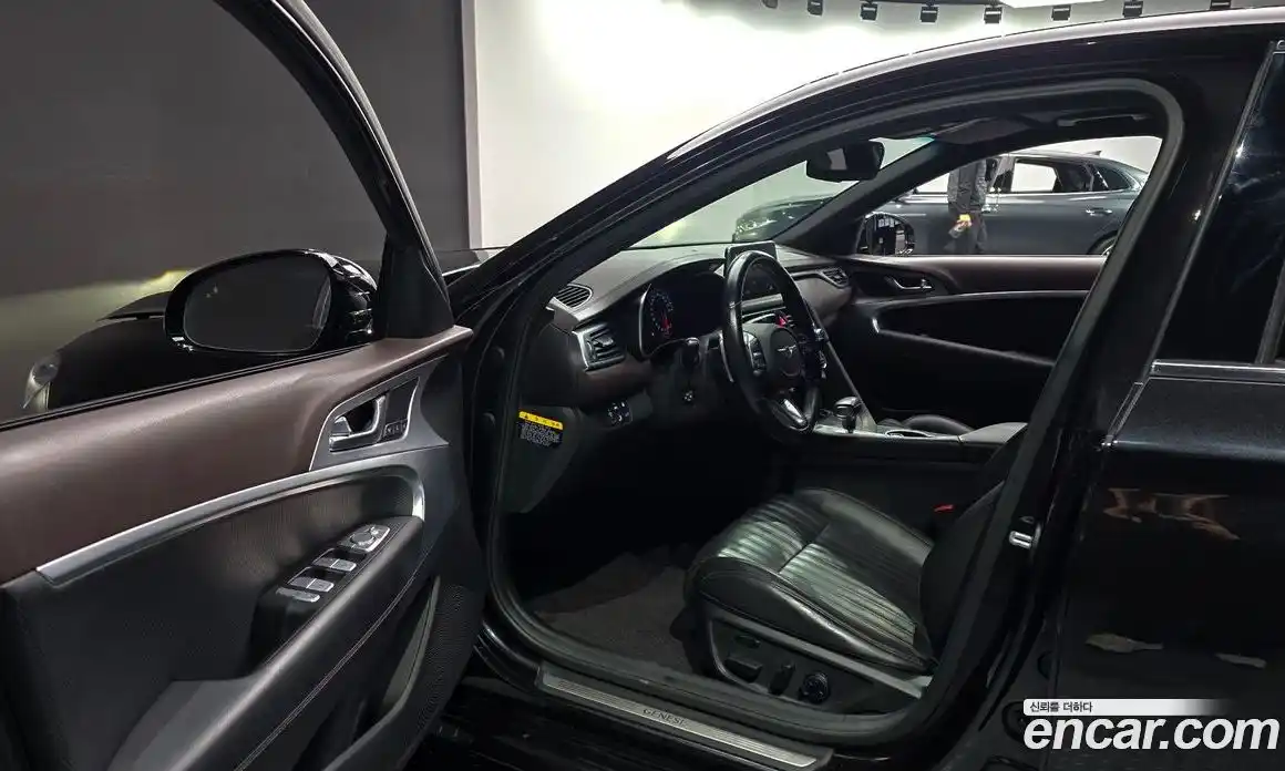 Genesis G70 2018 2.0 Автомат в Москве № 537281, фото 11