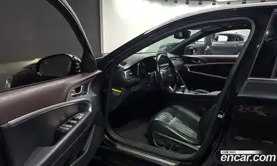 Genesis G70 2018 2.0 Автомат в Москве № 537281, миниатюра 11