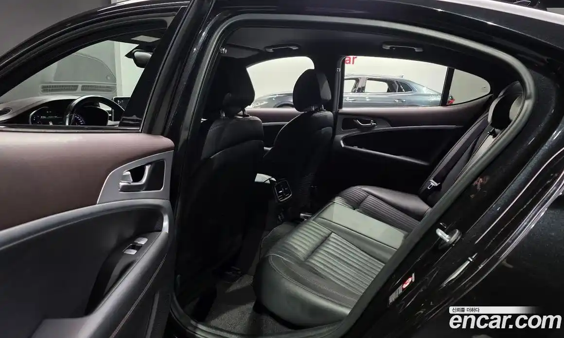 Genesis G70 2018 2.0 Автомат в Москве № 537281, фото 12