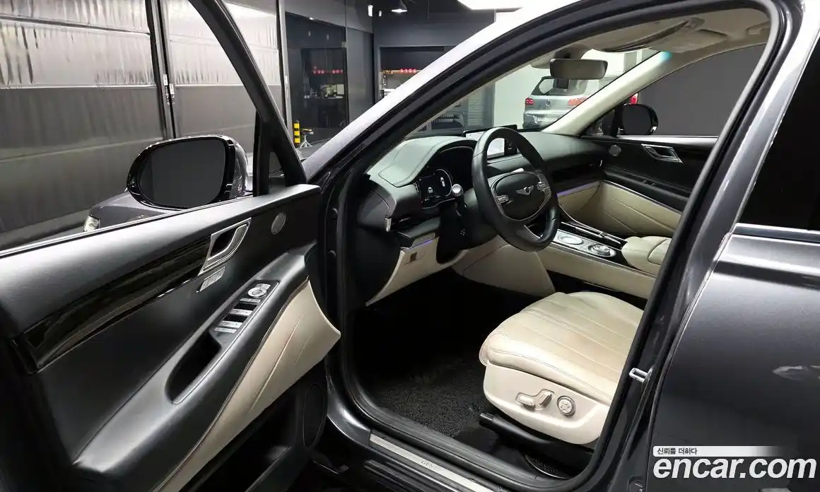 Genesis GV80 2020 2.5 Автомат в Москве № 537445, фото 10