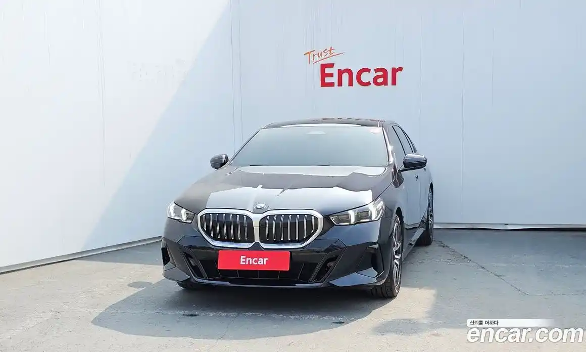 BMW 5-Series 2024 2.0 Автомат в Москве № 537975, фото 3