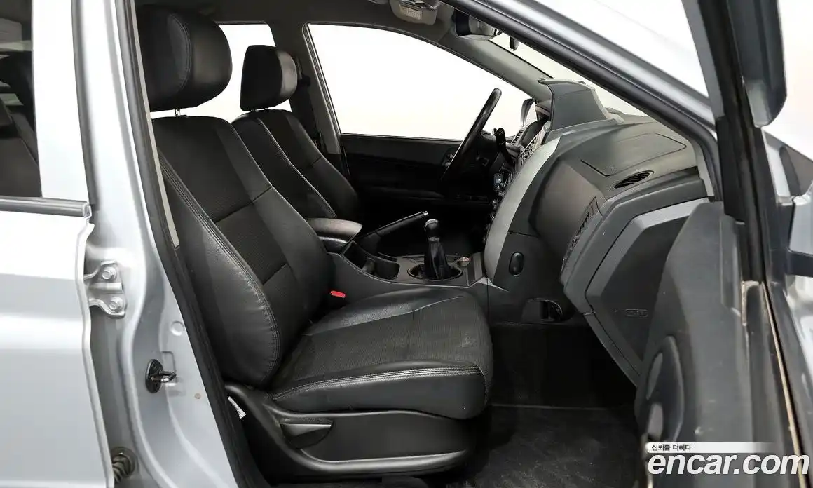 SsangYong Korando 2014 2.0 Механическая в Москве № 539198, фото 11