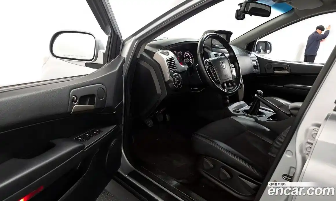 SsangYong Korando 2014 2.0 Механическая в Москве № 539198, фото 10