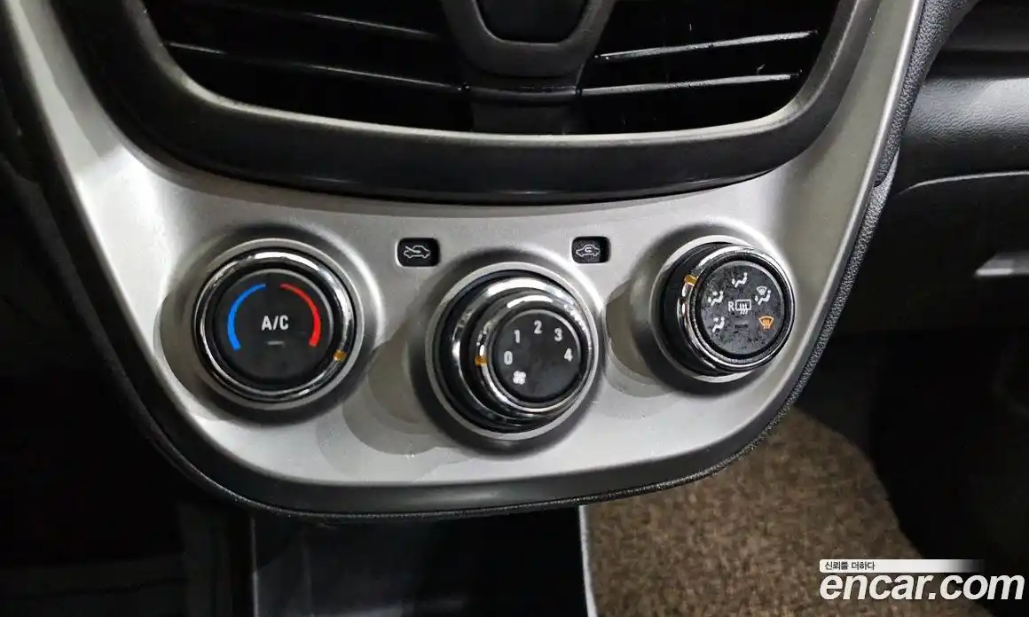 Chevrolet Spark 2017 1.0 Автомат в Москве № 540102, фото 18