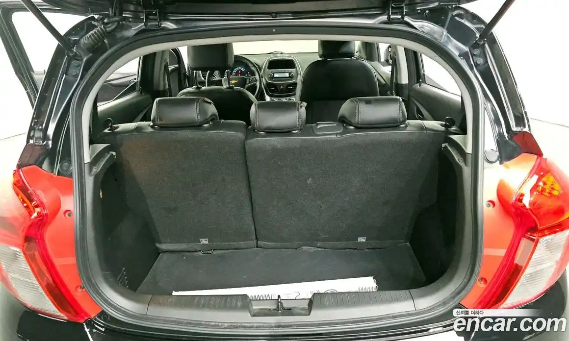 Chevrolet Spark 2017 1.0 Автомат в Москве № 540102, фото 20