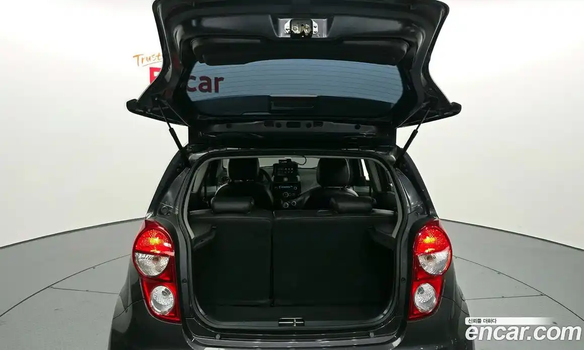 Chevrolet Spark 2014 1.0 Механическая в Москве № 540135, фото 20