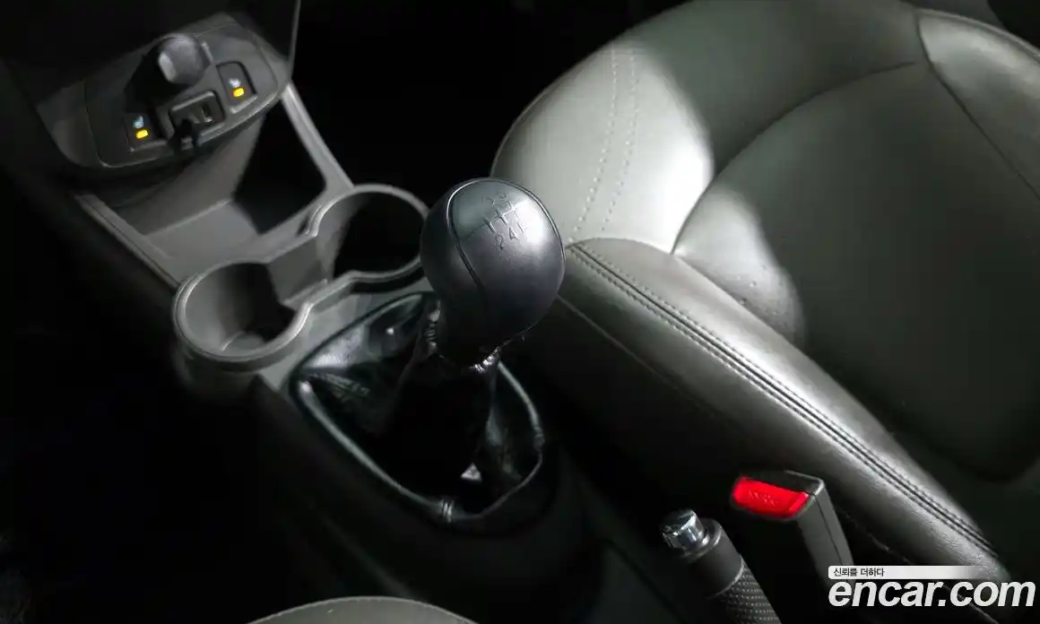 Chevrolet Spark 2014 1.0 Механическая в Москве № 540135, фото 9