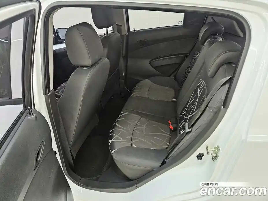 Chevrolet Spark 2014 1.0 Автомат в Москве № 540145, фото 11