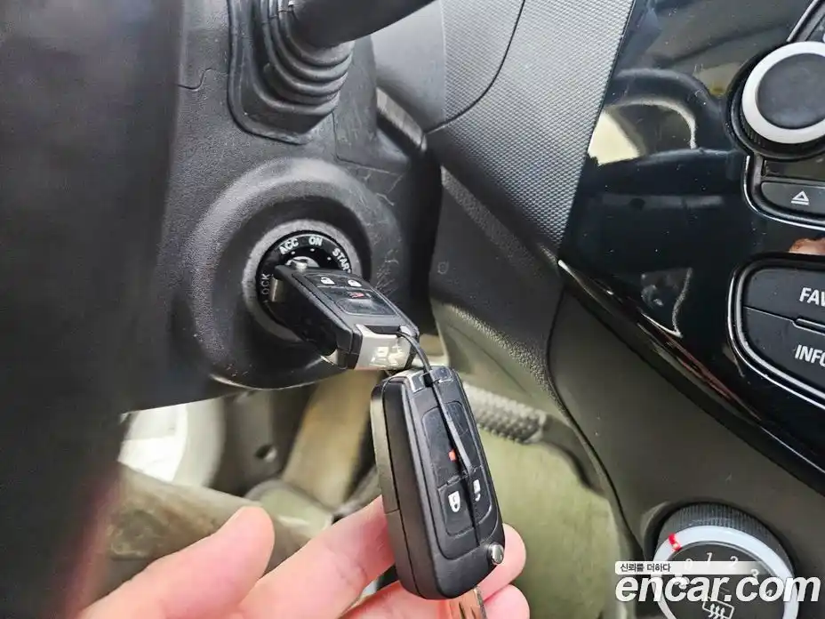 Chevrolet Spark 2014 1.0 Автомат в Москве № 540145, фото 16