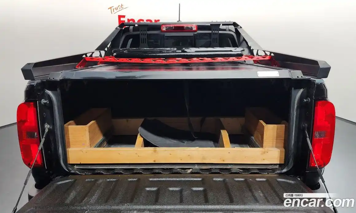 Chevrolet Colorado 2021 3.6 Автомат в Москве № 540322, фото 20