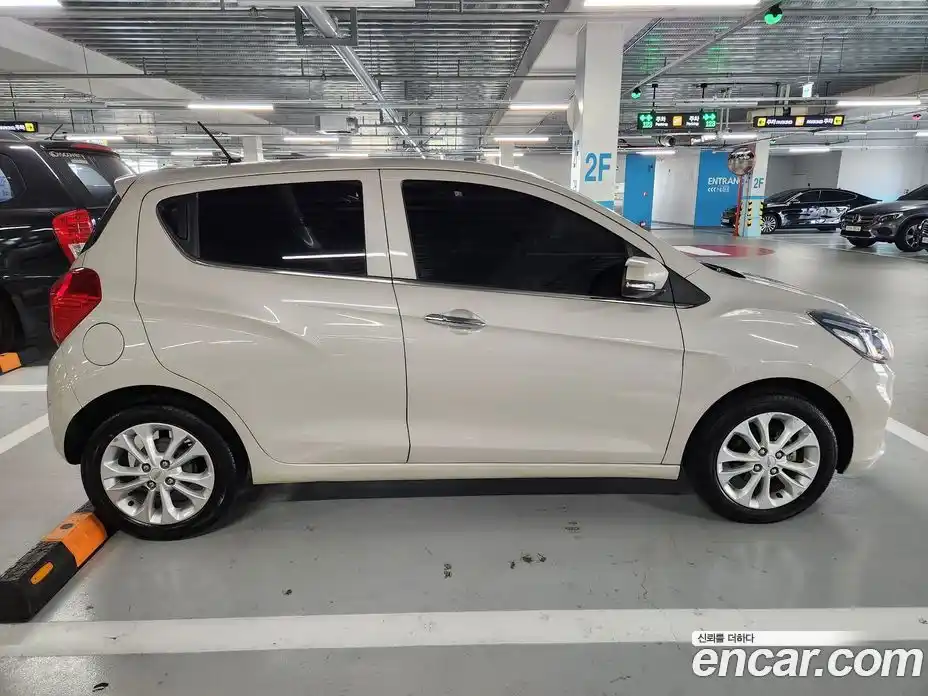 Chevrolet Spark 2021 1.0 Автомат в Москве № 540551, фото 5