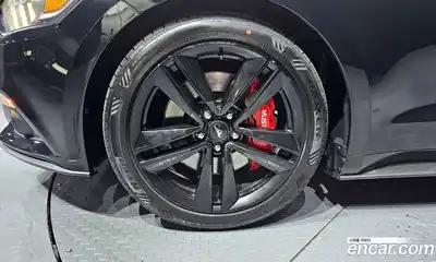 Ford Mustang 2016 2.3 Автомат в Москве № 541530, миниатюра 5