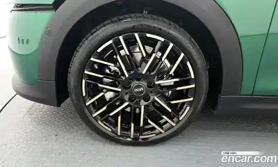 Mini Cooper 2025 2.0 Автомат в Москве № 541787, миниатюра 5