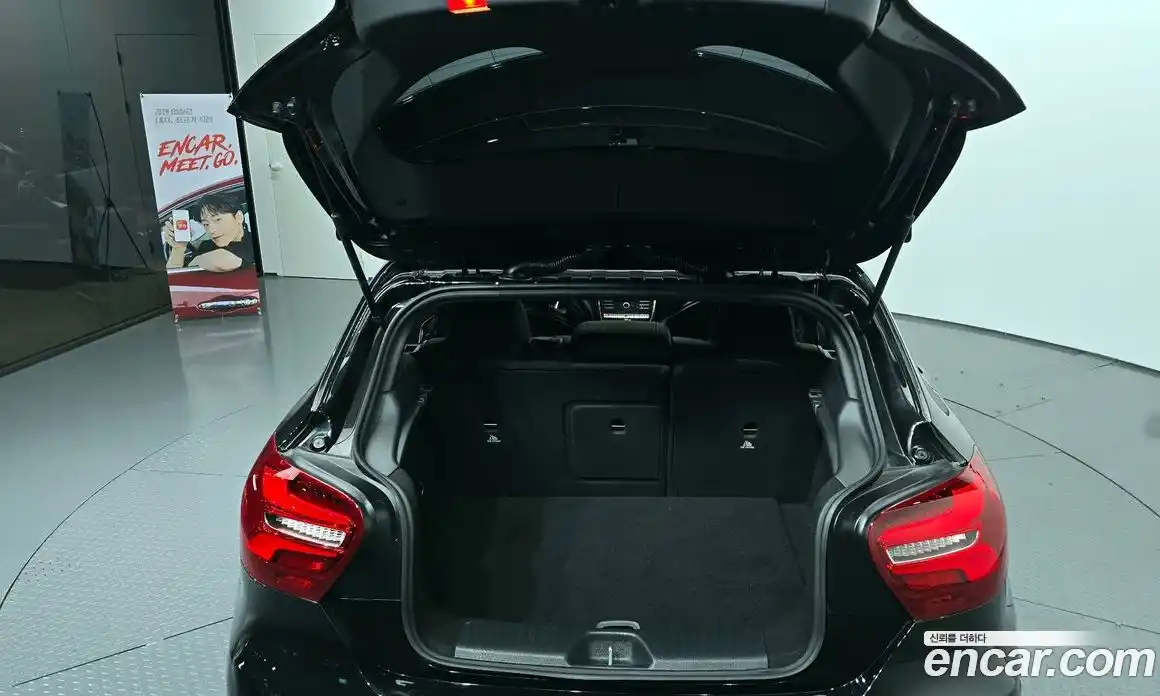 Mercedes-Benz A-Class 2018 2.0 Автомат в Москве № 543026, фото 20