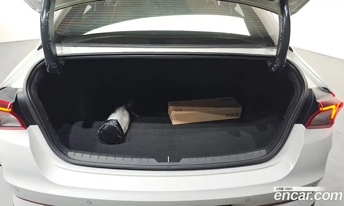 Kia K5 2022 1.6 Автомат в Москве № 54358, фото 19