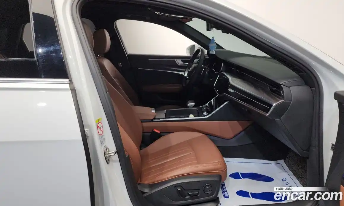 Audi A6 2023 2.0 Автомат в Москве № 543893, фото 10