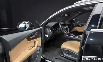 Audi Q8 2022 3.0 Автомат в Москве № 544615, миниатюра 10