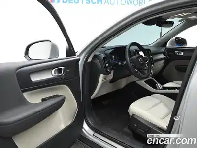 Volvo XC40 2025 2.0 Автомат в Москве № 544894, миниатюра 11