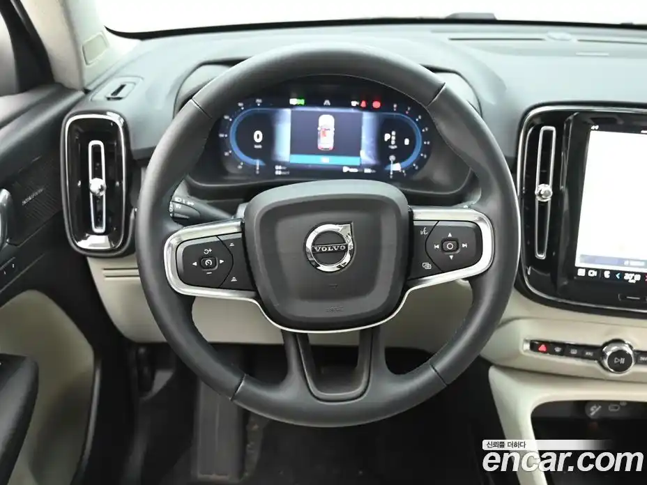 Volvo XC40 2025 2.0 Автомат в Москве № 544894, фото 13