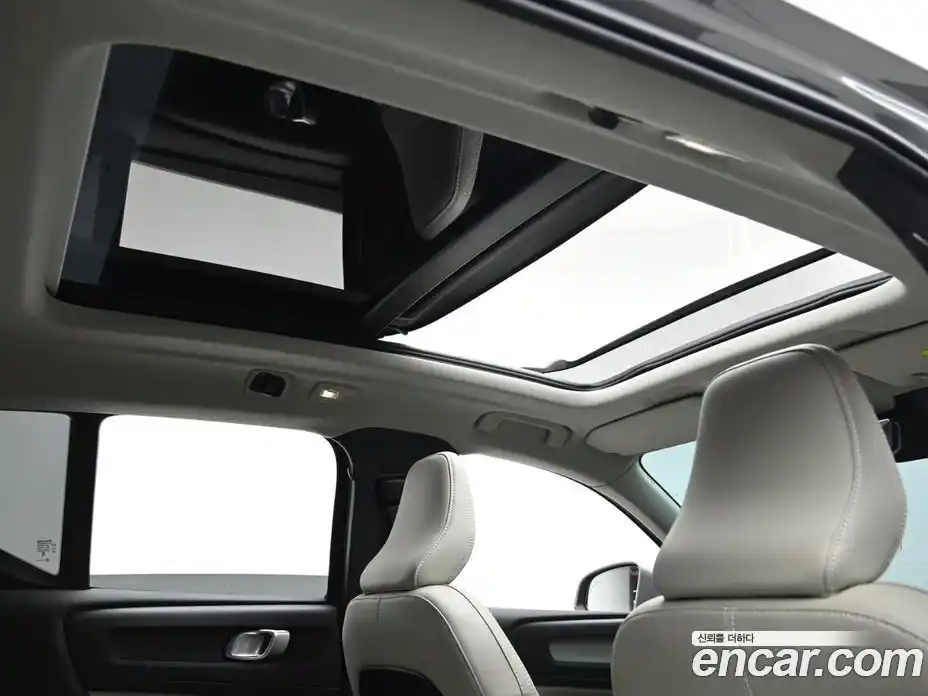 Volvo XC40 2025 2.0 Автомат в Москве № 544894, фото 19