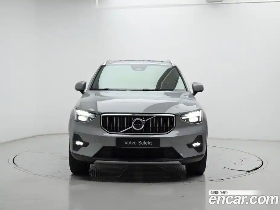 Volvo XC40 2025 2.0 Автомат в Москве № 544894, фото 3