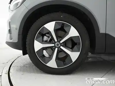 Volvo XC40 2025 2.0 Автомат в Москве № 544894, миниатюра 5