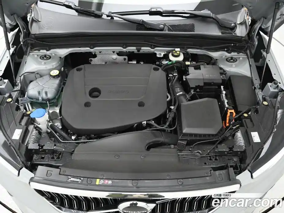 Volvo XC40 2025 2.0 Автомат в Москве № 544894, фото 6