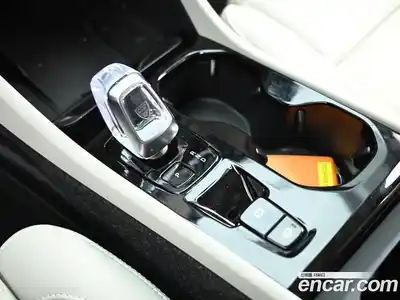 Volvo XC40 2025 2.0 Автомат в Москве № 544894, миниатюра 9