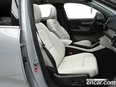 Volvo XC40 2025 2.0 Автомат в Москве № 544894, миниатюра 10