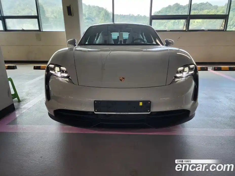 Porsche Taycan 2023 Автомат в Москве № 545977, фото 14